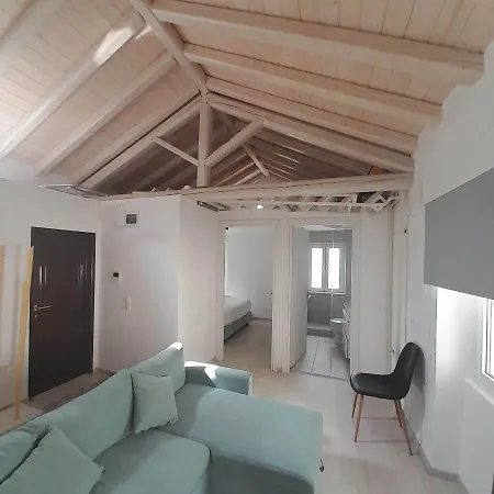 Elli's House Apartment